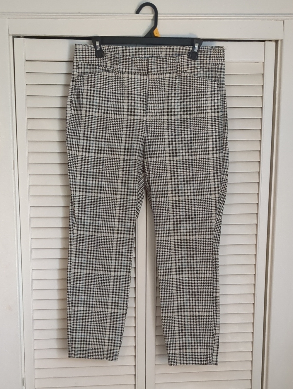 Old Navy Pixie Pants